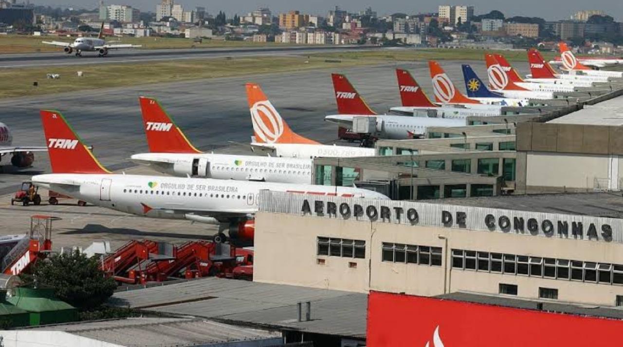 Aluguel de Van para Aeroporto de Congonhas Transporte de Van para Aeroporto de Congonhas