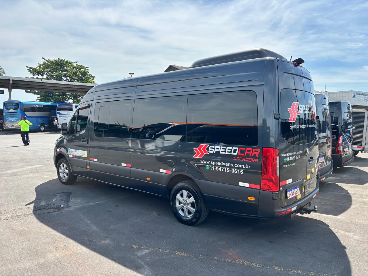 Aluguel de van executiva em São Paulo com motorista